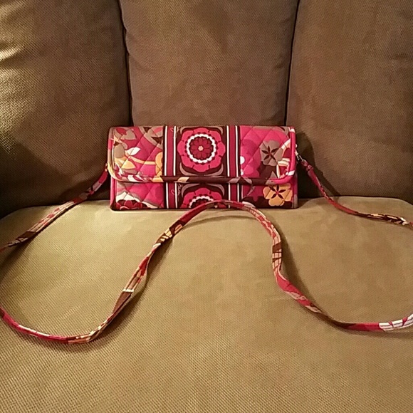 Vera Bradley Handbags - *REMOVED!* Vera Bradley Sleek Wallet- Carnaby