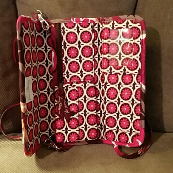 *REMOVED!* Vera Bradley Sleek Wallet- Carnaby - Picture 3 of 3