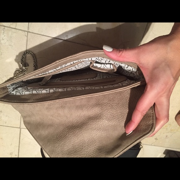 Bag - Picture 2 of 3