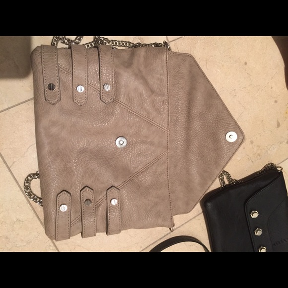 Bag - Picture 3 of 3