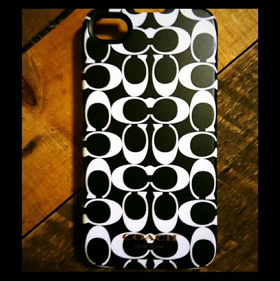 iPhone 4 Coach Case - Picture 1 of 2