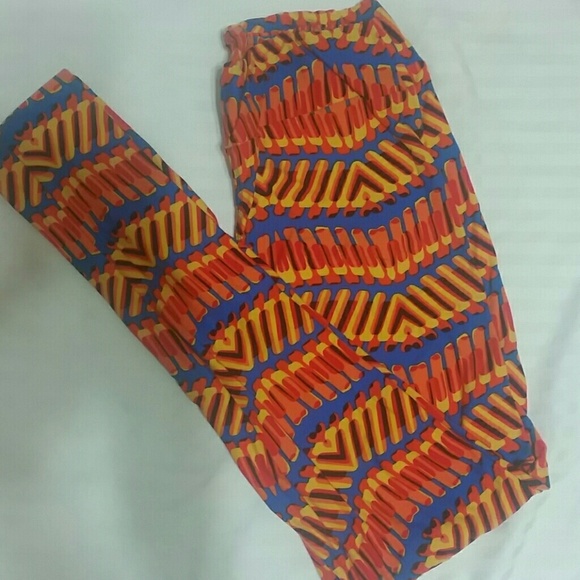 LuLaRoe Pants - NWT Butter Soft Lularoe Leggings HTF
