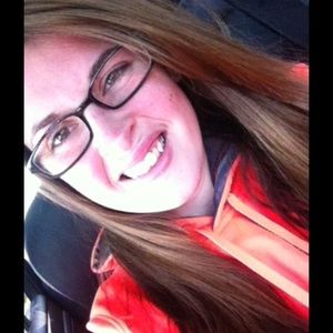 Meet your Posher, Amber