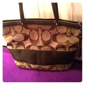 🎉🎉Coach Purse!! Make an Offer!!🎉🎉