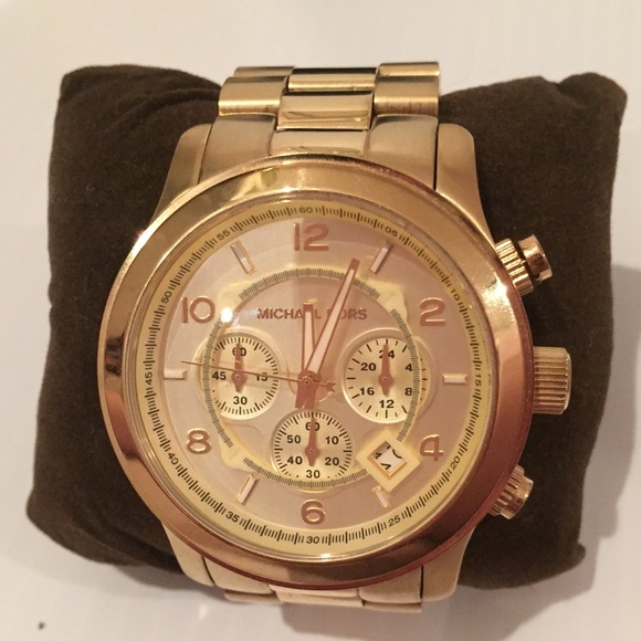 Michael Kors Gold Oversized Runway Watch - Picture 2 of 4