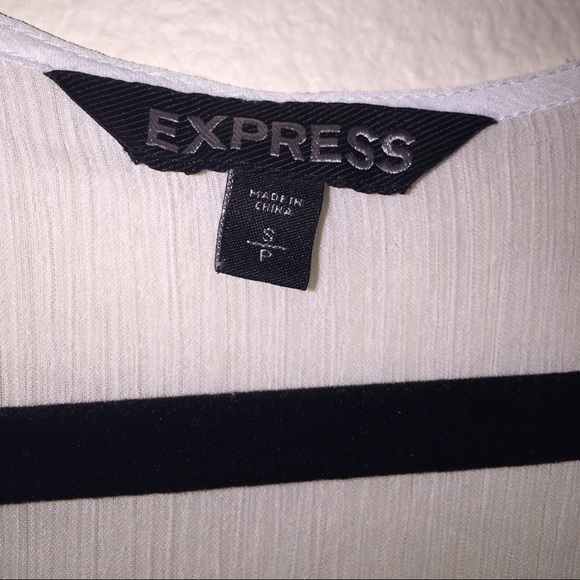 Express Sheer Tunic - Picture 4 of 4