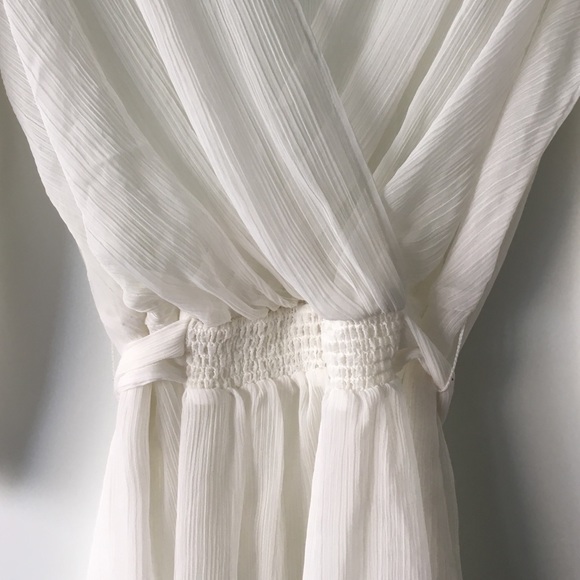 Express Sheer Tunic - Picture 2 of 4