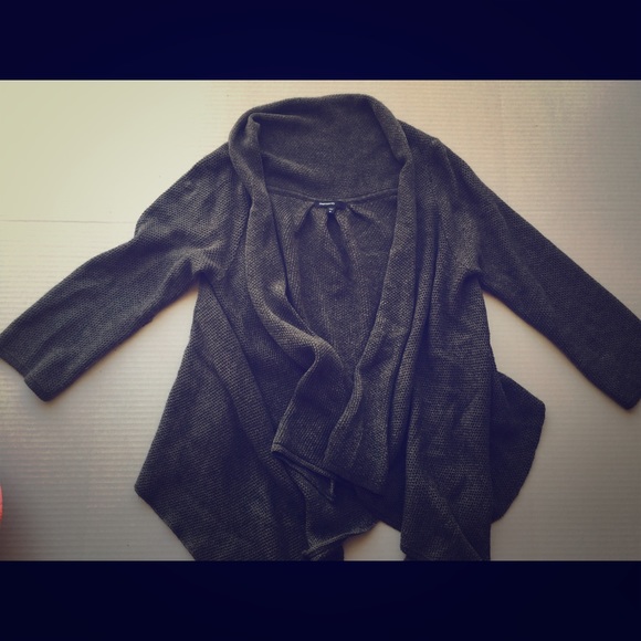 Maternity cardigan