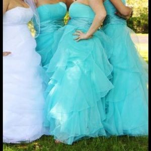 size 18 Davids Bridal strapless dress “pool”