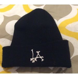 Brandy Melville "LA" Beanie Brandy Melville "LA" Beanie
