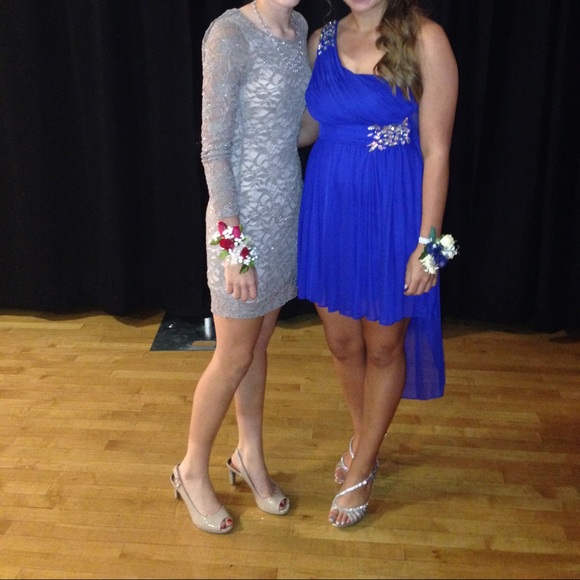 Blue homecoming dress! - Picture 2 of 3