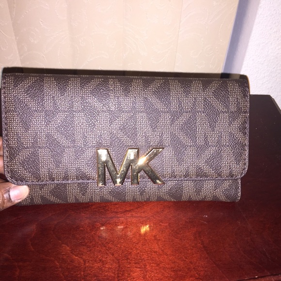 SOLD SOLD MICHAEL KORS Florentine WALLET SOLD SOLD