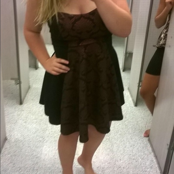 Maroonish Purple and Black Dress - Picture 4 of 4