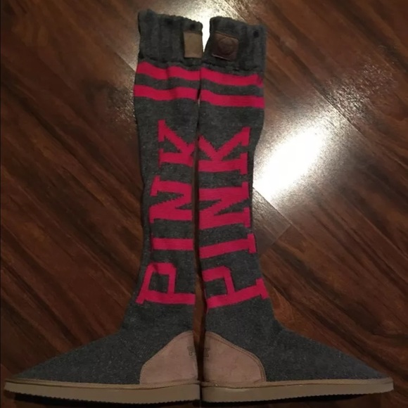 Victoria's Secret Pink MukLuks