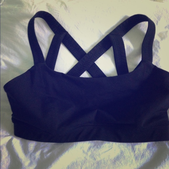 Lululemon strappy bra🍃