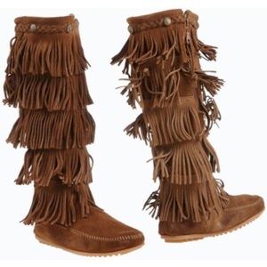 Minnetonka Five Layer Fringe Boots