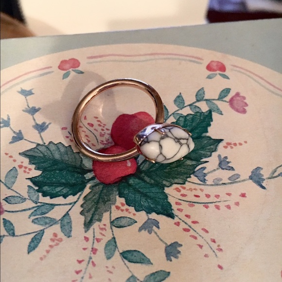 Ring - Picture 2 of 3