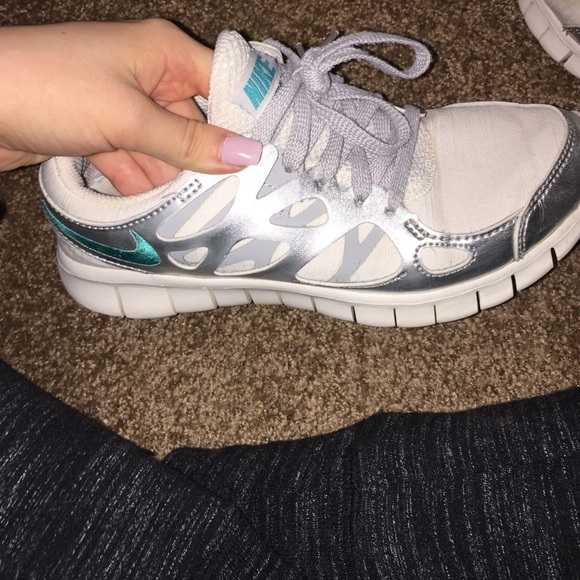 Nike tennis shoes