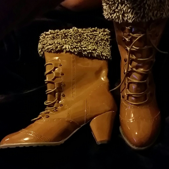 Boots - Picture 1 of 4