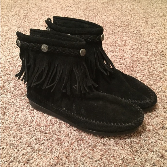 Minnetonka black, fringed booties.