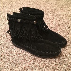 Minnetonka black, fringed booties.