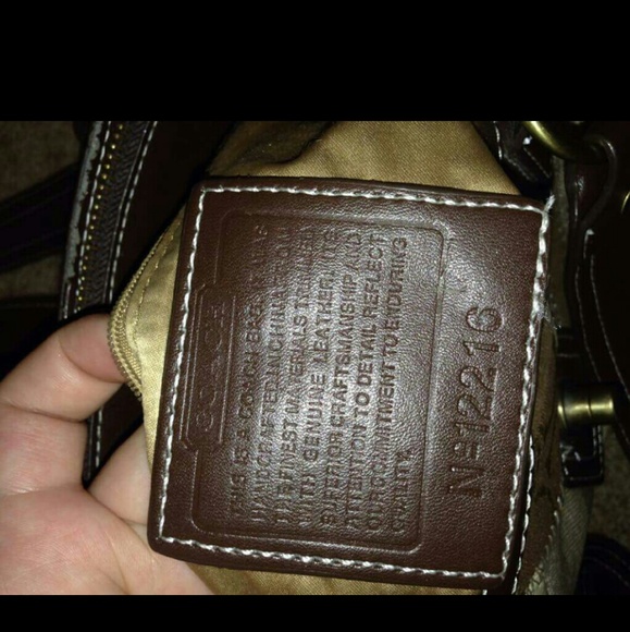 Coach purse - Picture 2 of 4