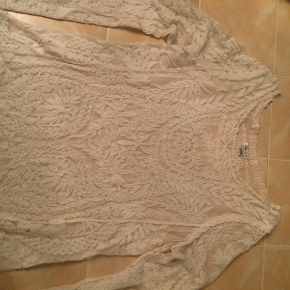 lace shirt