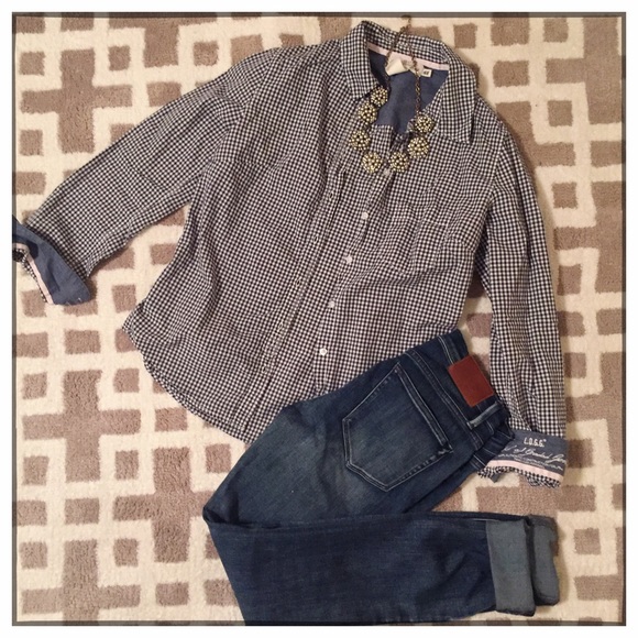 H&M Gingham Button Up, size 8