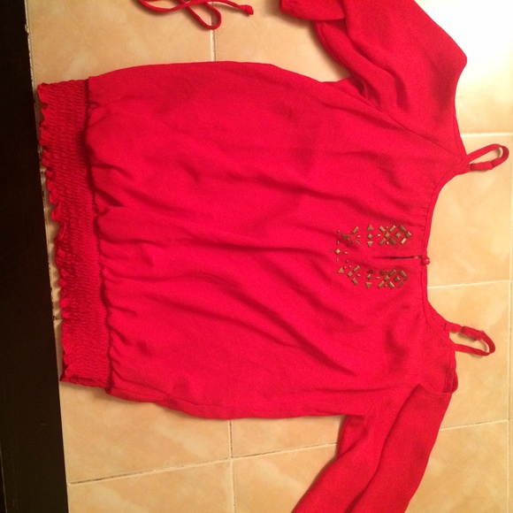 bCx Red blouse. - Picture 2 of 2
