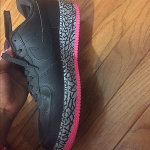 Nike Air Forces (Elephant Print/Pink) Size 8