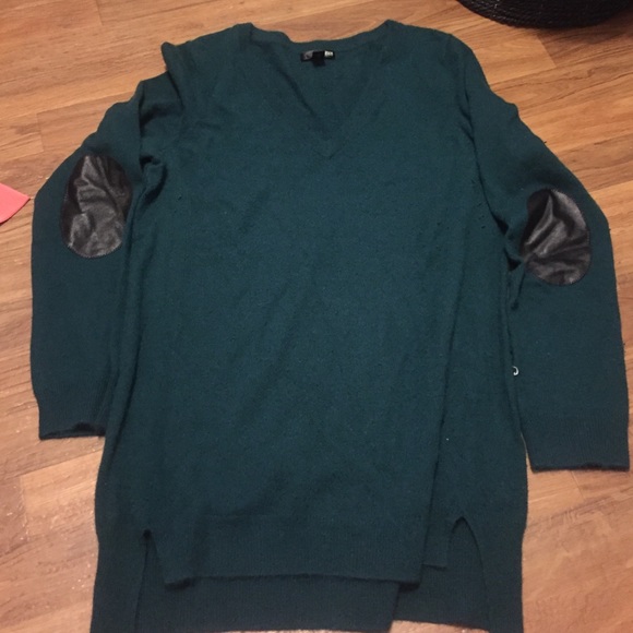 Emerald green cashmere sweater