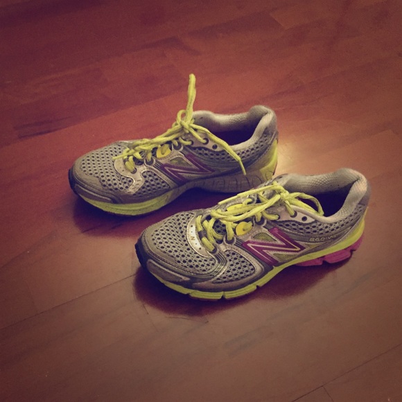 New balance running shoes