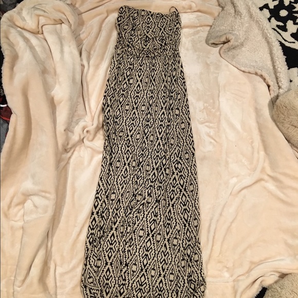 Adorable tribal print maxi