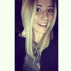 Meet your Posher, Hailey