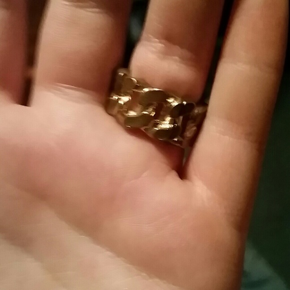 LOVE ring - Picture 2 of 2