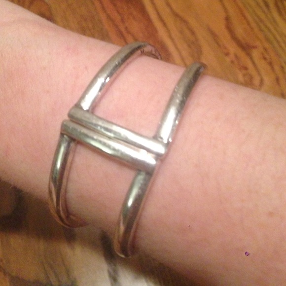 Kenneth Cole bracelet