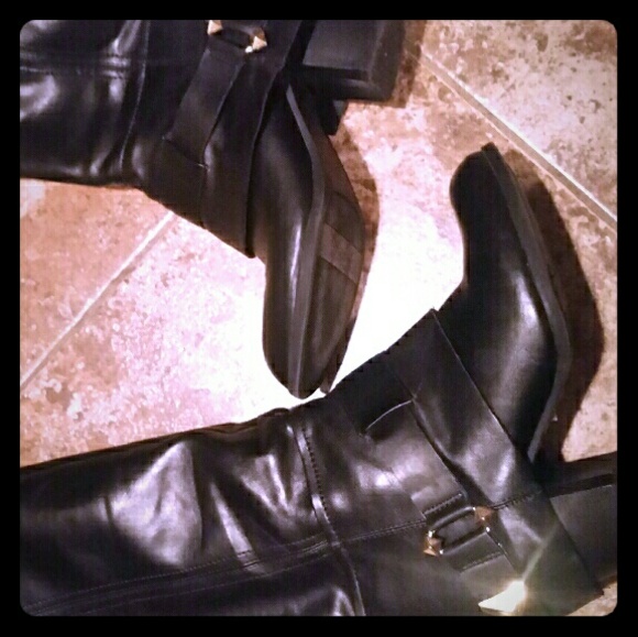 ?Fergie Knee High Boots?