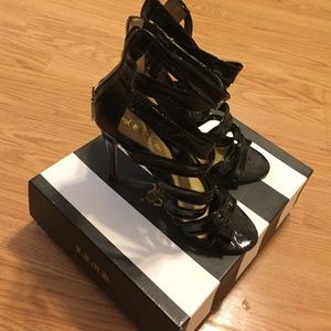 Lamb heals, perfect for a night out