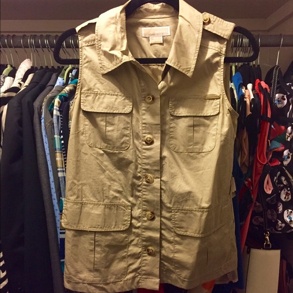 Michael Kors • khaki button down sleeveless shirt