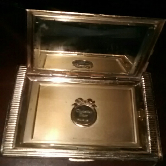 Dior compact