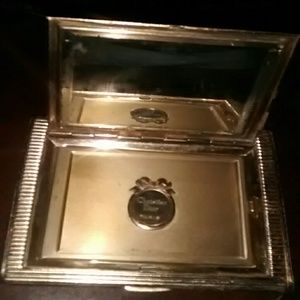 Dior compact