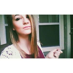 Meet your Posher, Tiffany