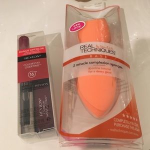 Real techniques sponge & revlon colorstay lipgloss