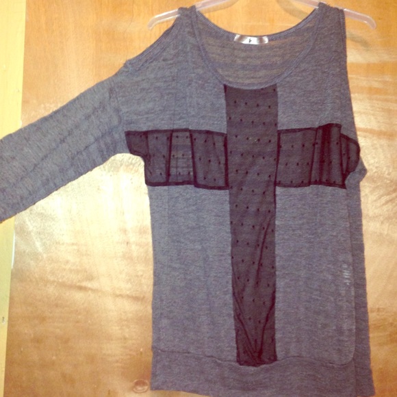 Lace cross, cut out shoulder top
