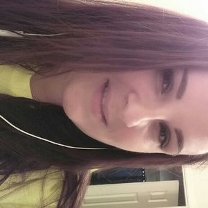 Meet your Posher, Katelyn