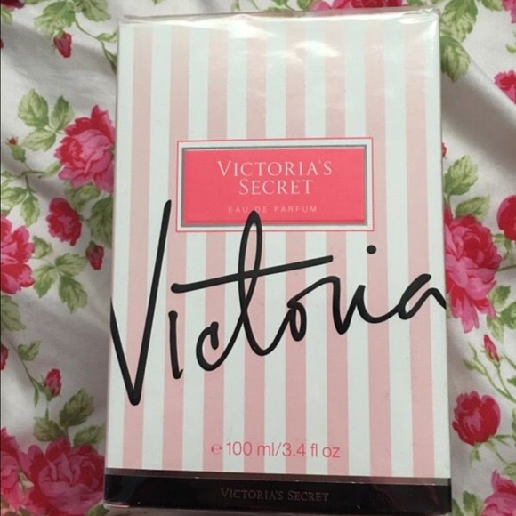 VS Victoria perfume
