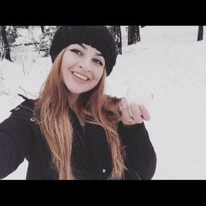 Meet your Posher, Amber