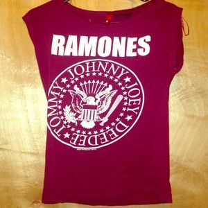 H&m ramones shirt