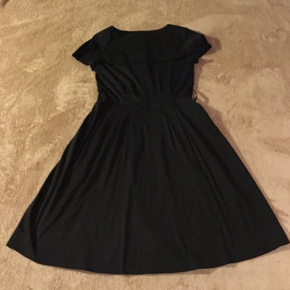 Ann Taylor Petite - Picture 3 of 4