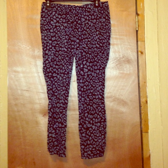 Old navy cheetah joggers